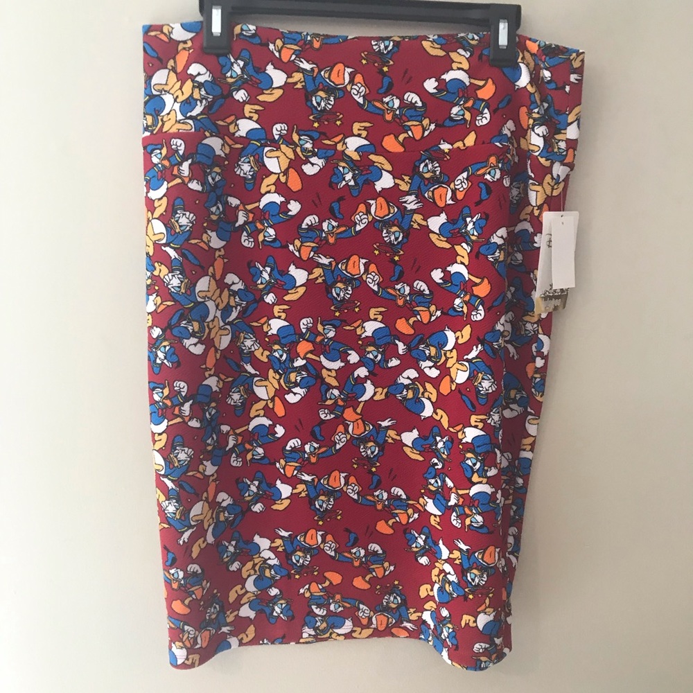 Brand new Disney LuLaRoe Cassie skirt!